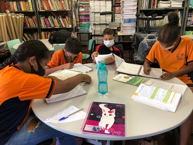 Neste ano, mais de 50 mil alunos já participam das atividades de Reforço Escolar. Foto: Arquivo da EE Adalberto Ferraz